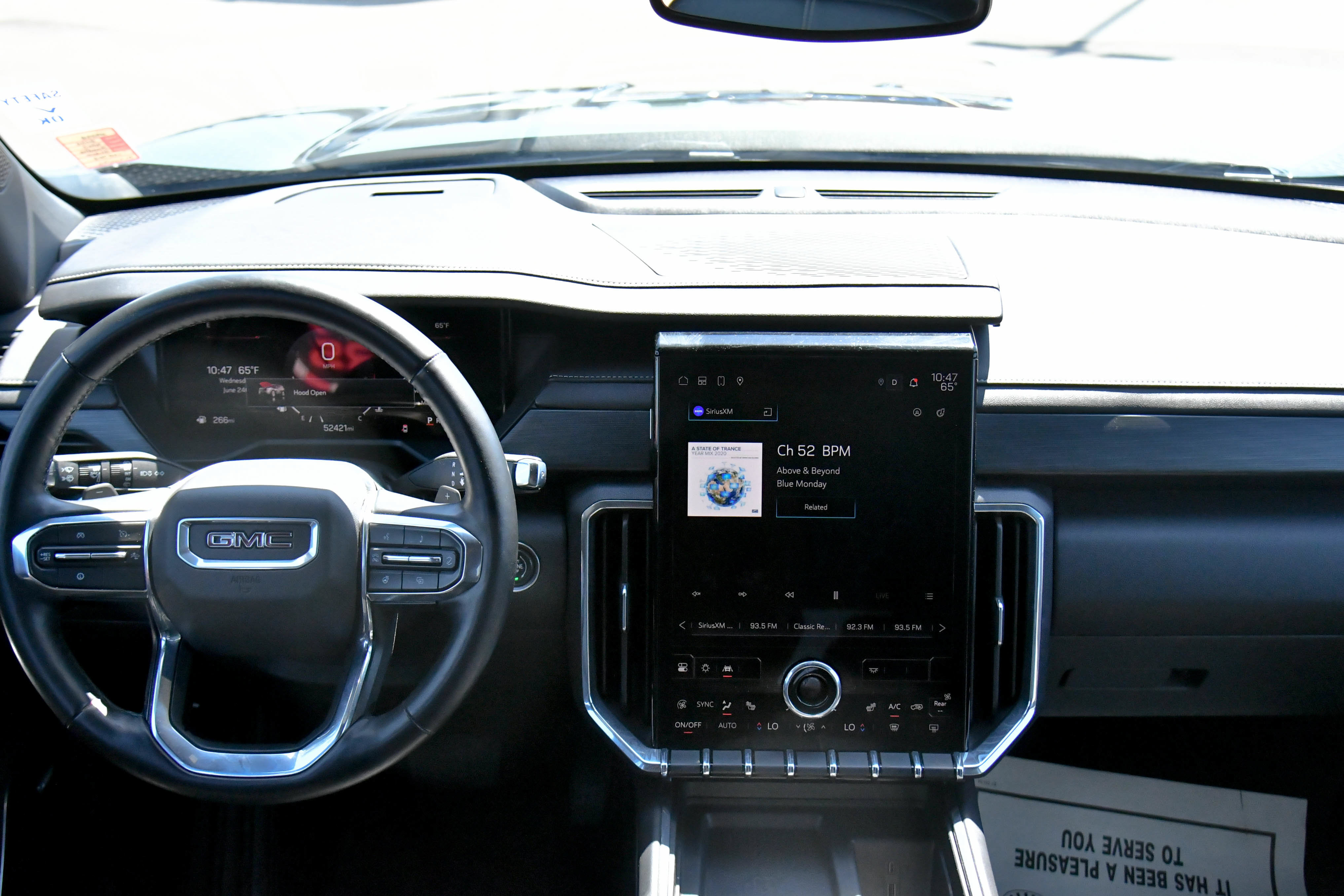 Used 2024 GMC Acadia Elevation FWD image 43