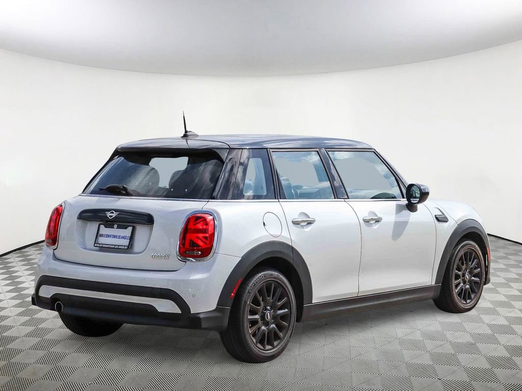 Used 2023 MINI Cooper 4-Door Hardtop FWD image 8