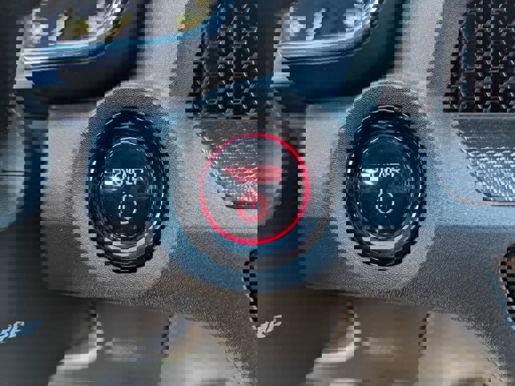 Used 2025 Honda CR-V Sport image 25