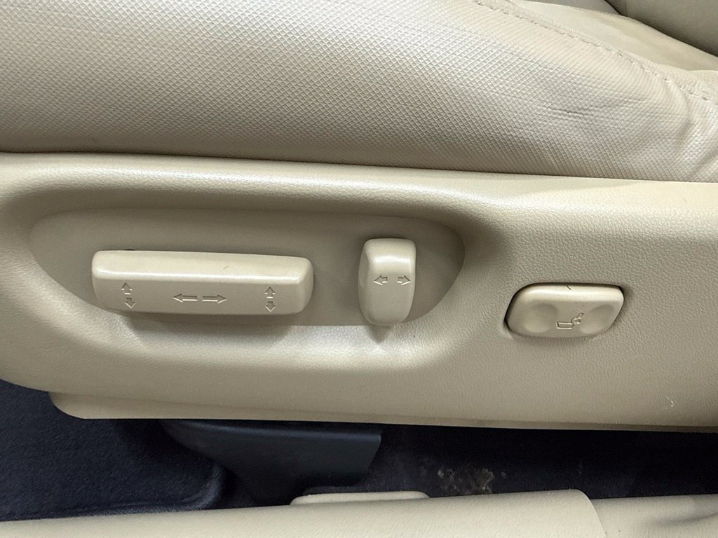 Used 2010 Honda CR-V EX-L image 16