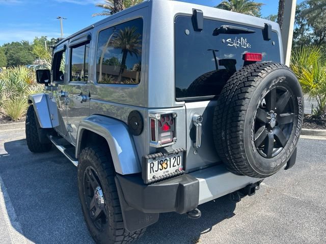 Used 2013 Jeep Wrangler Unlimited Sahara w/ Dual Top Group AWD/4WD image 9
