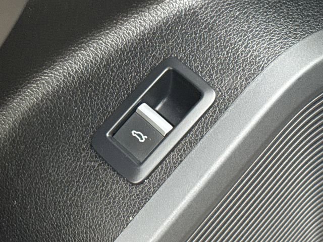 Used 2021 Audi SQ5 Premium Plus w/ Premium Plus Package image 21