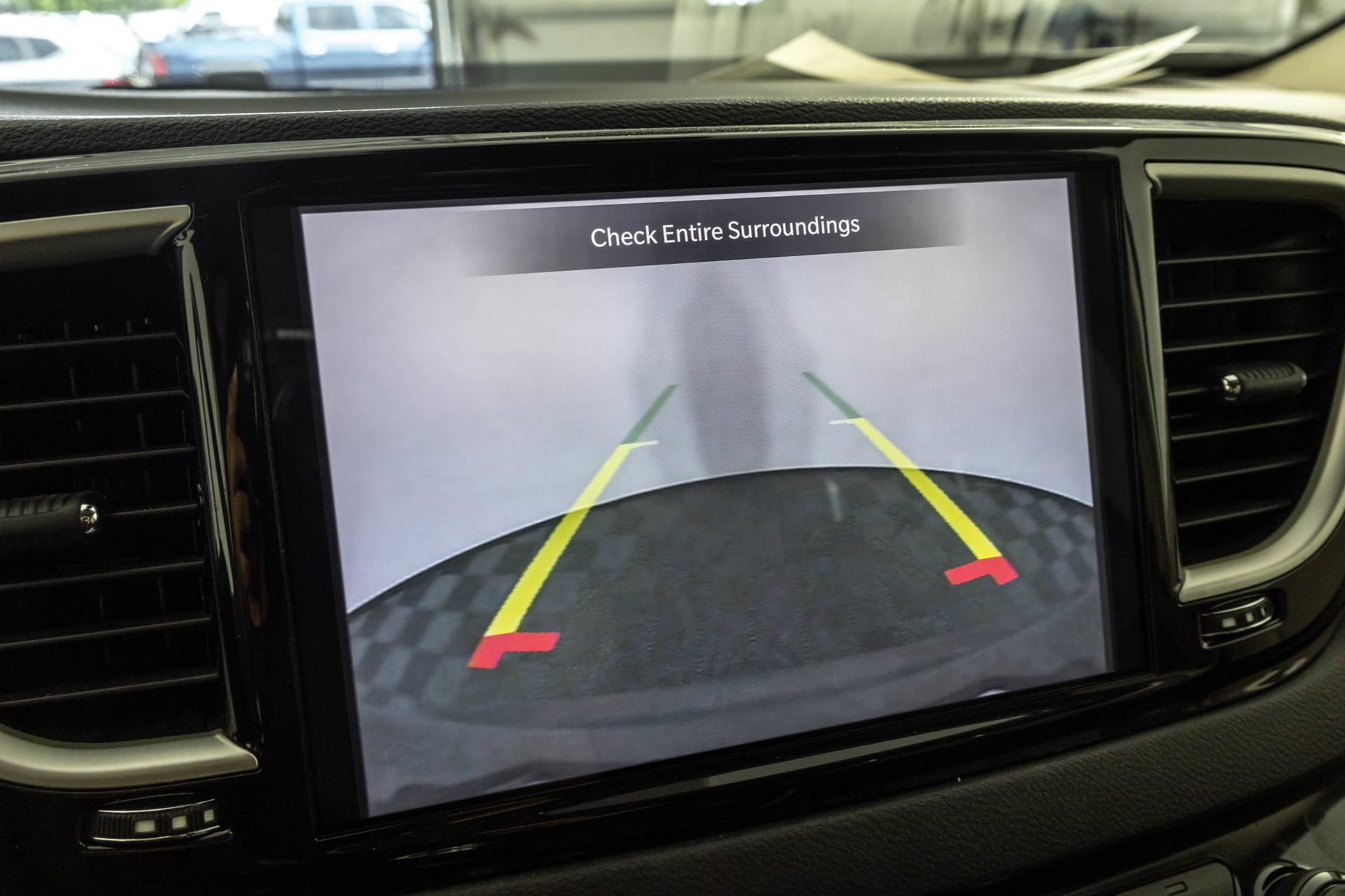 Used 2022 Chrysler Pacifica Touring-L FWD image 9