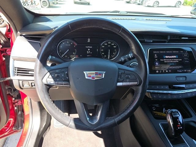Used 2023 Cadillac XT4 Premium Luxury w/ Enhanced Visibility Package image 15
