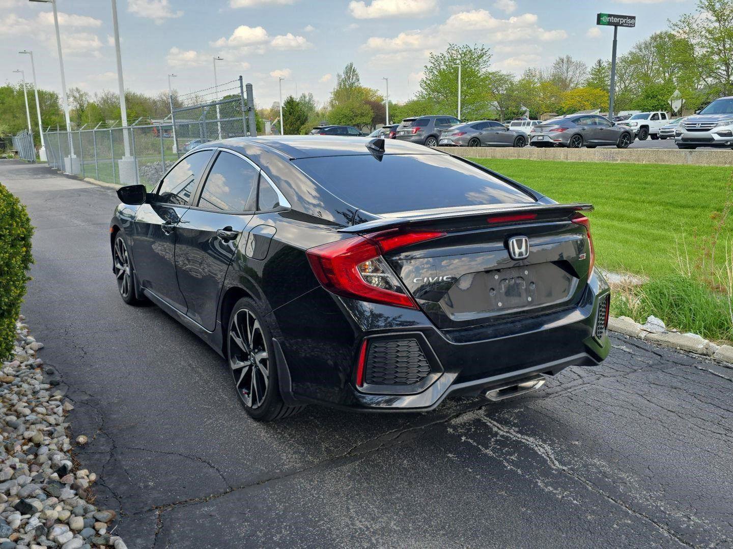 Used 2018 Honda Civic Si image 6