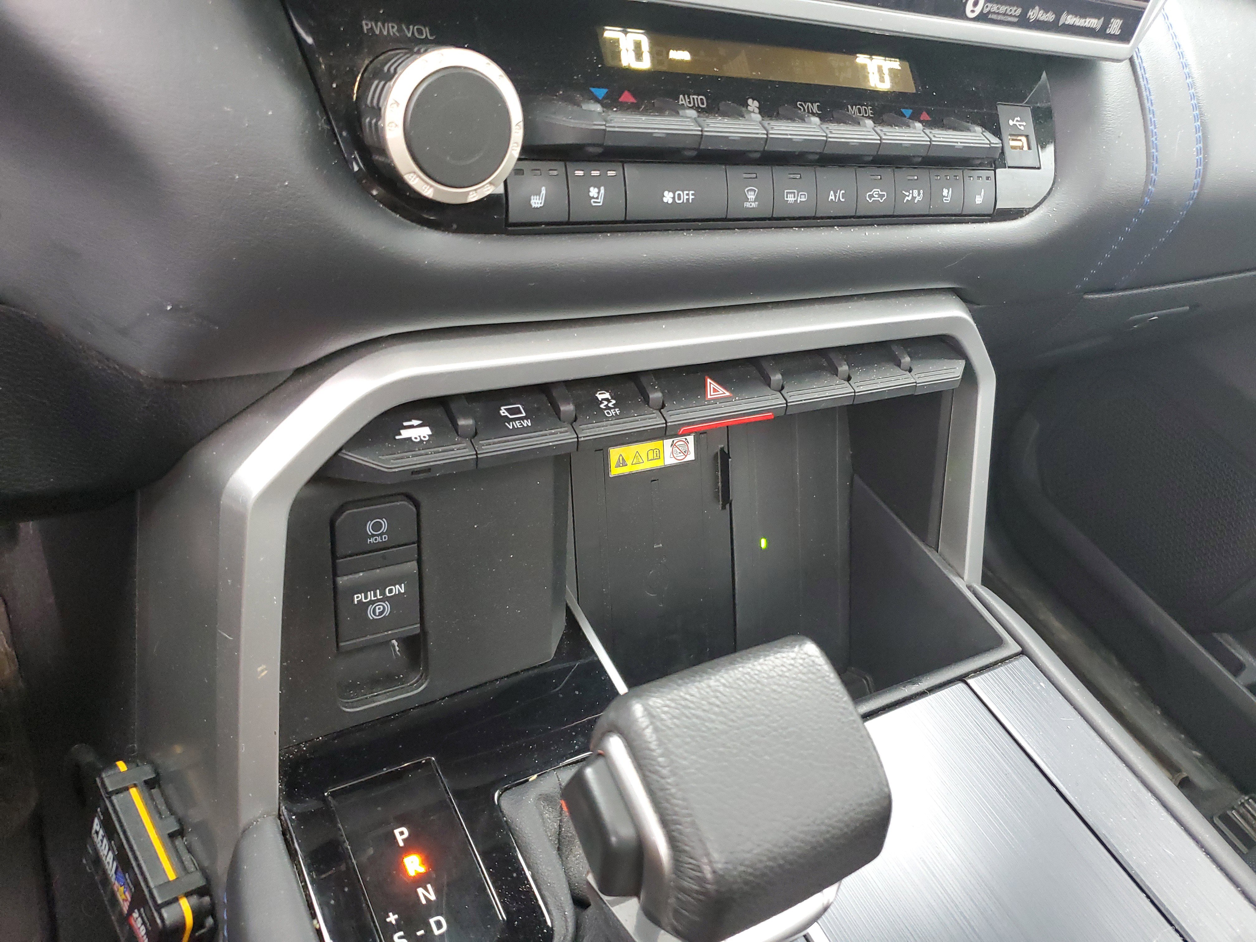 Used 2024 Toyota Tundra Platinum image 22