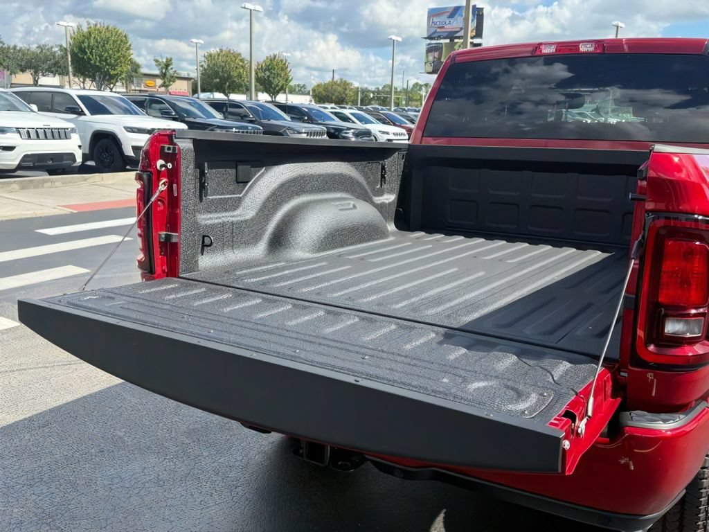New 2026 RAM 2500 Big Horn AWD/4WD image 13