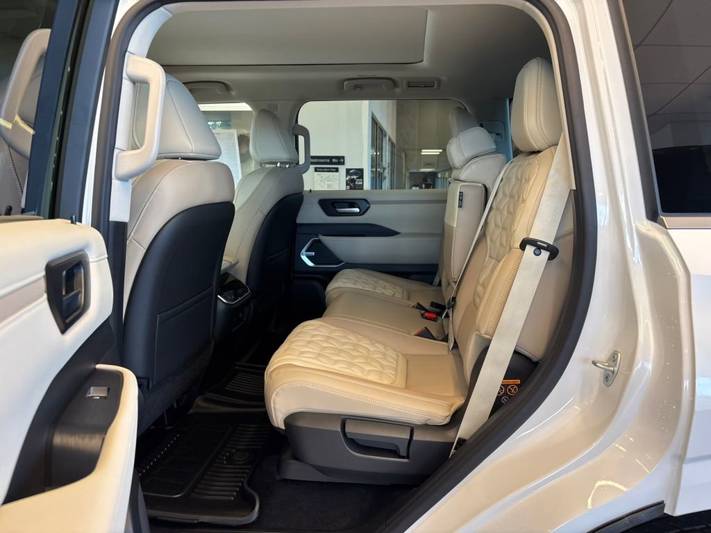 New 2026 Nissan Armada Platinum image 25