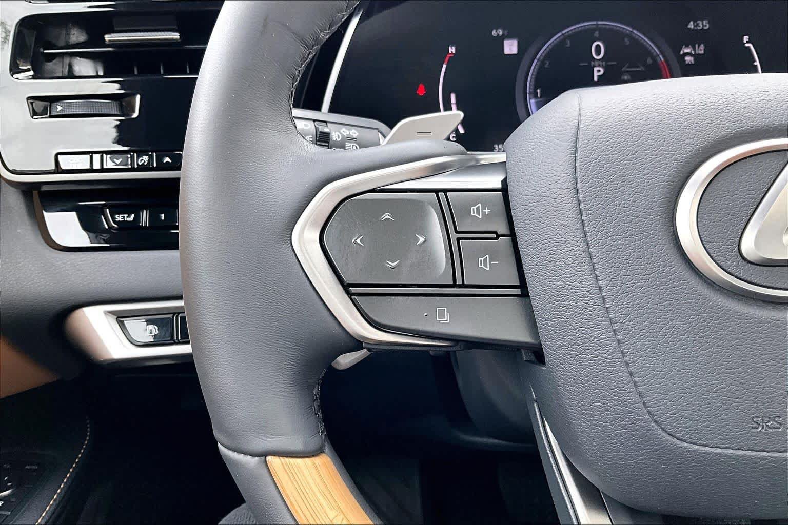 Certified 2024 Lexus RX 350 Premium Plus w/ Convenience Package FWD image 22