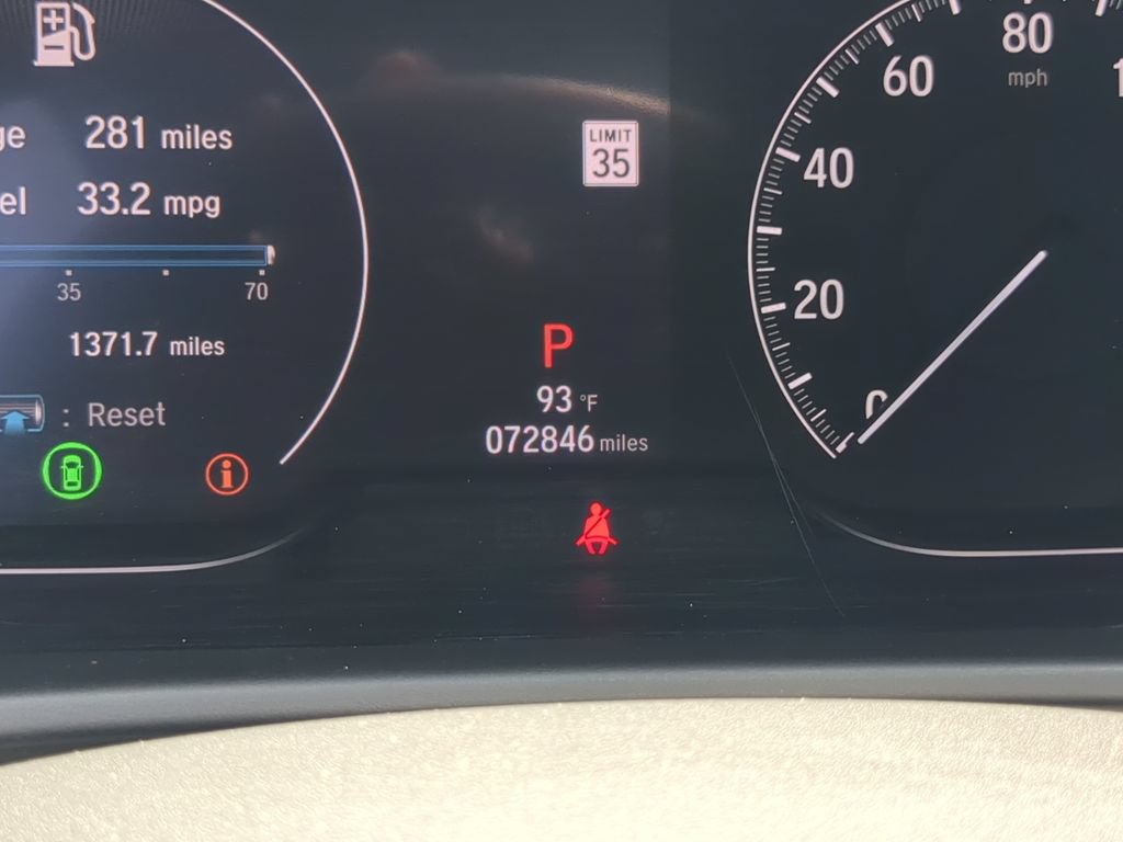 Used 2018 Honda Accord EX image 31