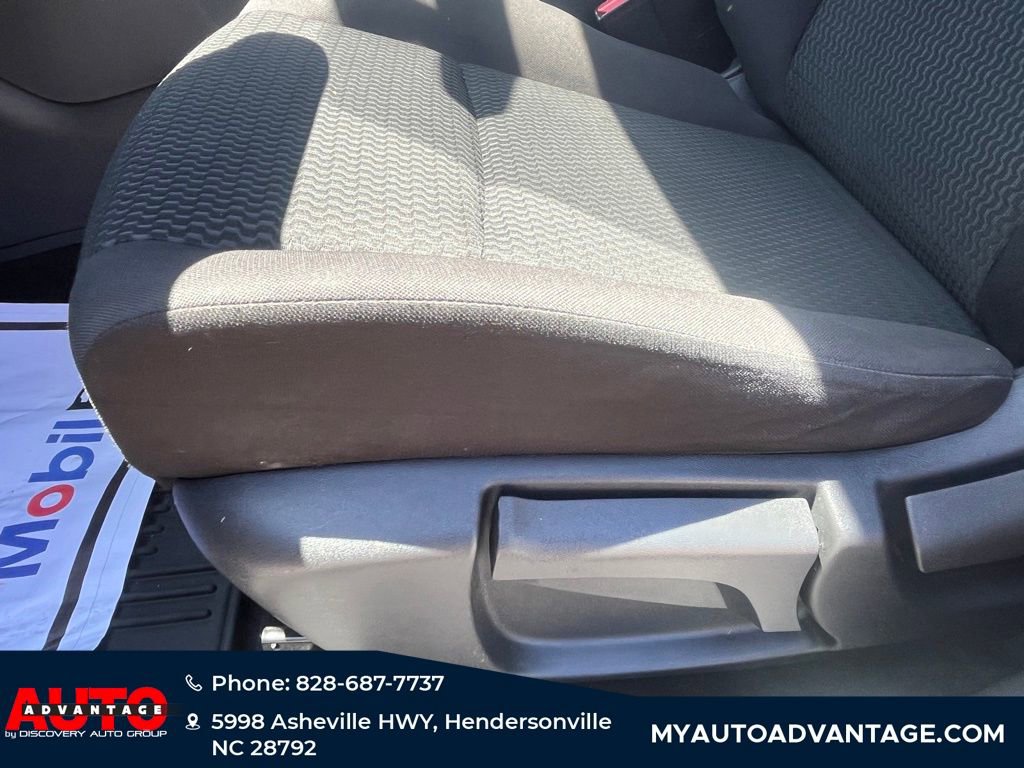 Used 2019 Nissan Rogue Sport S w/ Appearance Package FWD image 23