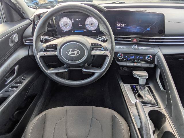 Used 2024 Hyundai Elantra SEL FWD image 15
