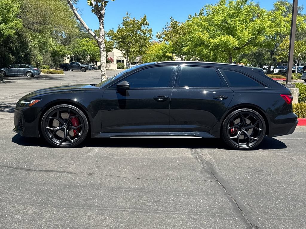 Used 2024 Audi RS 6 performance AWD/4WD image 8