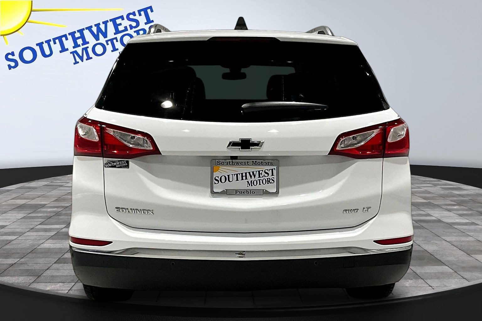 Used 2021 Chevrolet Equinox LT AWD/4WD image 6