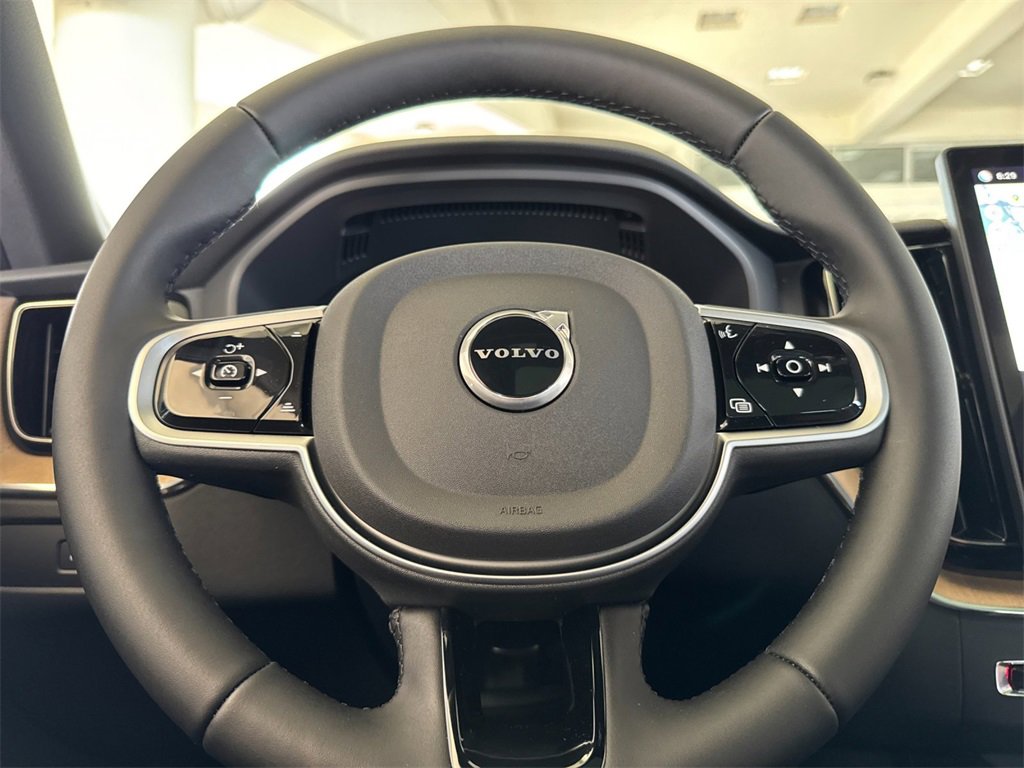 New 2026 Volvo XC60 T8 Plus w/ Protection Package Premier image 23
