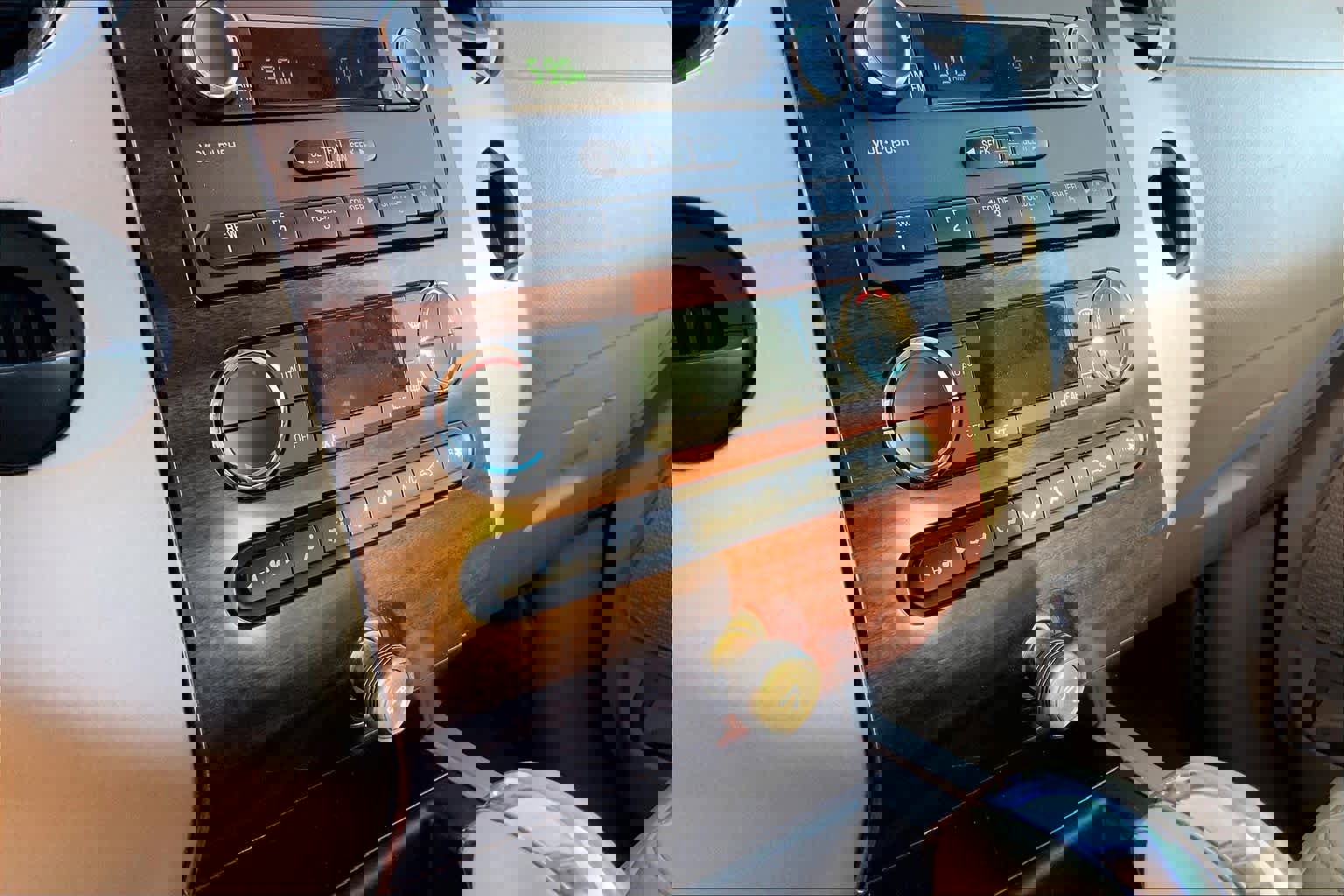 Used 2012 Ford Expedition EL XLT image 33