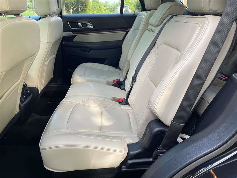 Used 2017 Ford Explorer Platinum AWD/4WD image 13