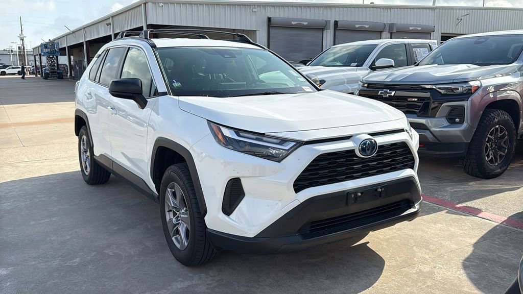 Used 2024 Toyota RAV4 LE image 2
