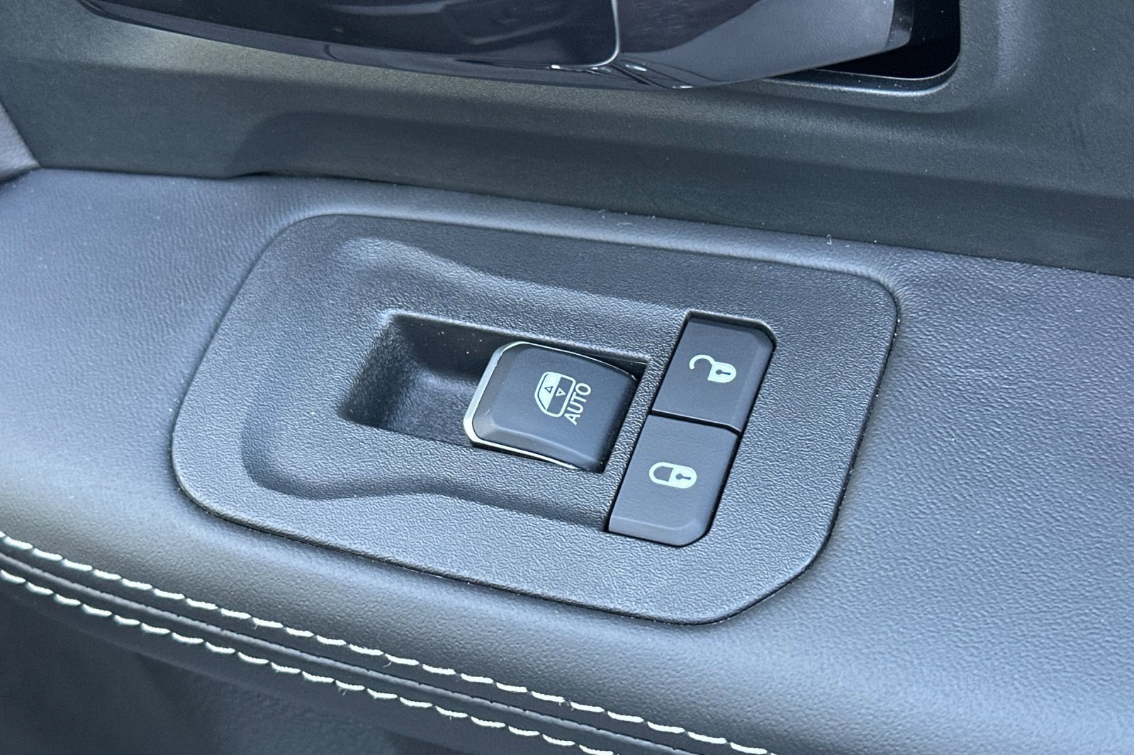 Used 2025 RAM 2500 Rebel w/ Rebel Level 2 Equipment Group image 21