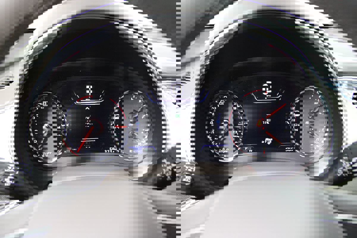 Used 2024 Chevrolet Malibu LT image 9