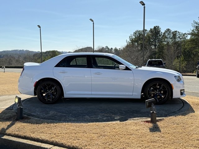 Used 2022 Chrysler 300 S image 8