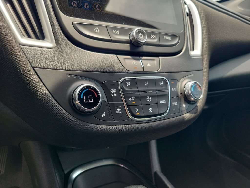 Used 2023 Chevrolet Malibu LT FWD image 31