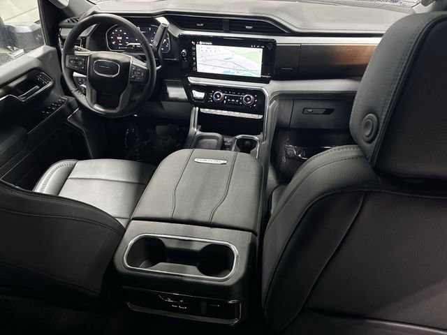 New 2026 GMC Sierra 3500 Denali w/ Denali Reserve Package image 32