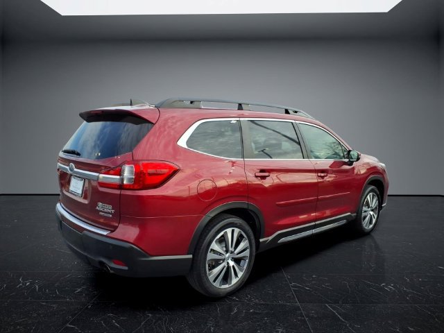 Used 2022 Subaru Ascent Limited w/ Technology Package AWD/4WD image 3
