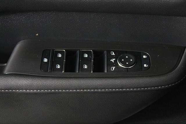 Certified 2025 Nissan Armada SL RWD image 28