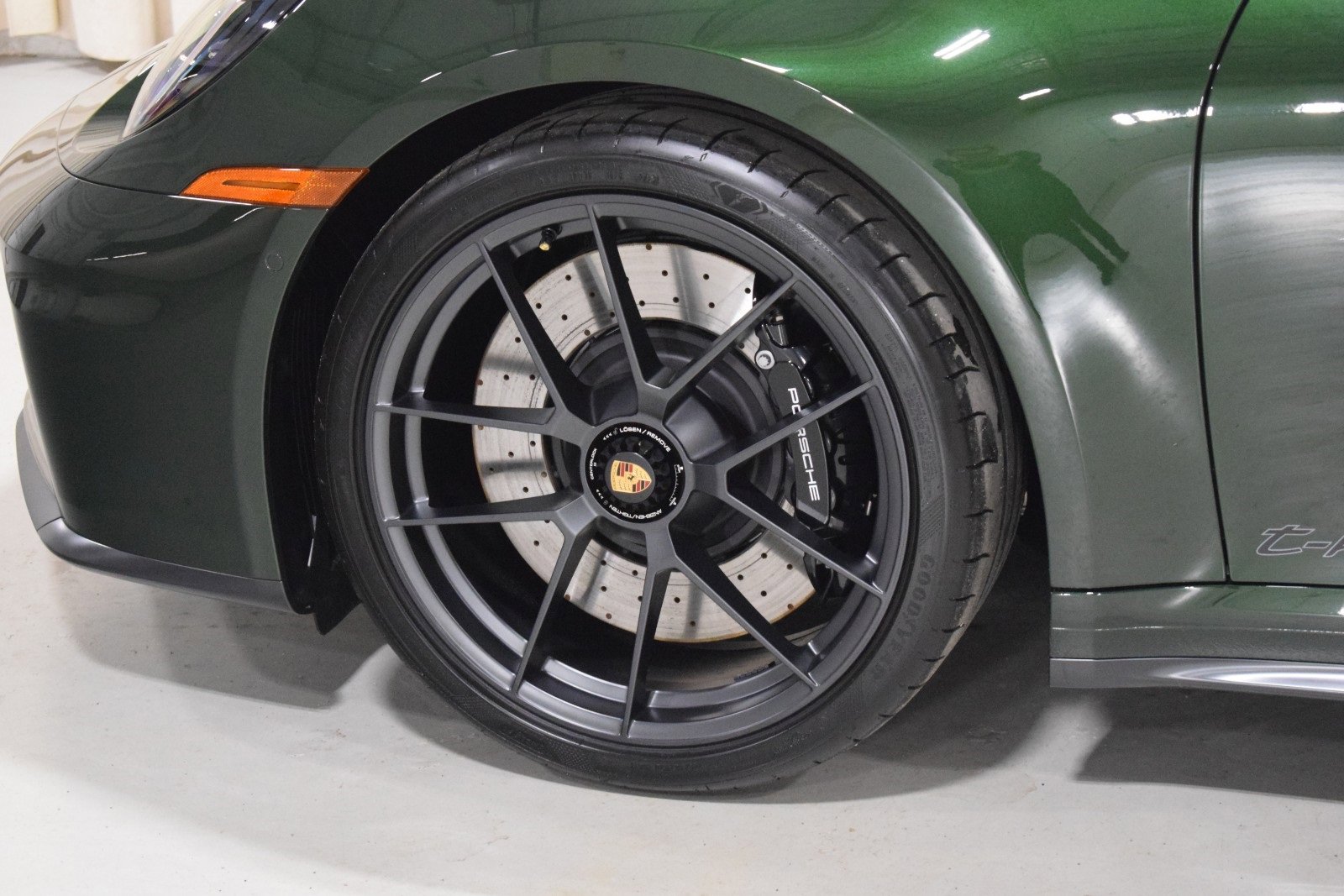 Used 2026 Porsche 911 Targa 4 GTS image 6