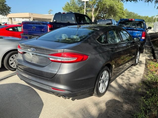 Used 2018 Ford Fusion S FWD image 3