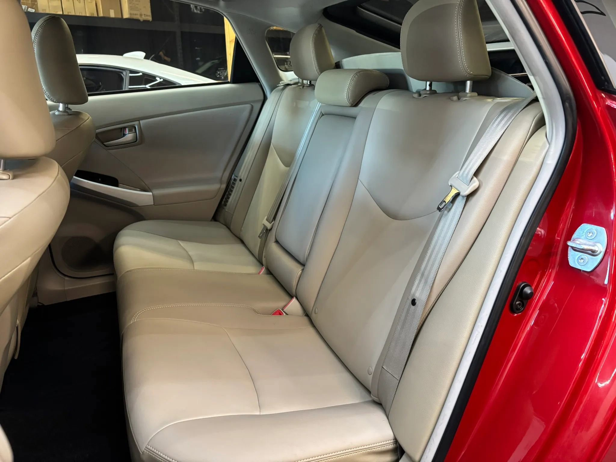 Used 2014 Toyota Prius Four FWD image 7