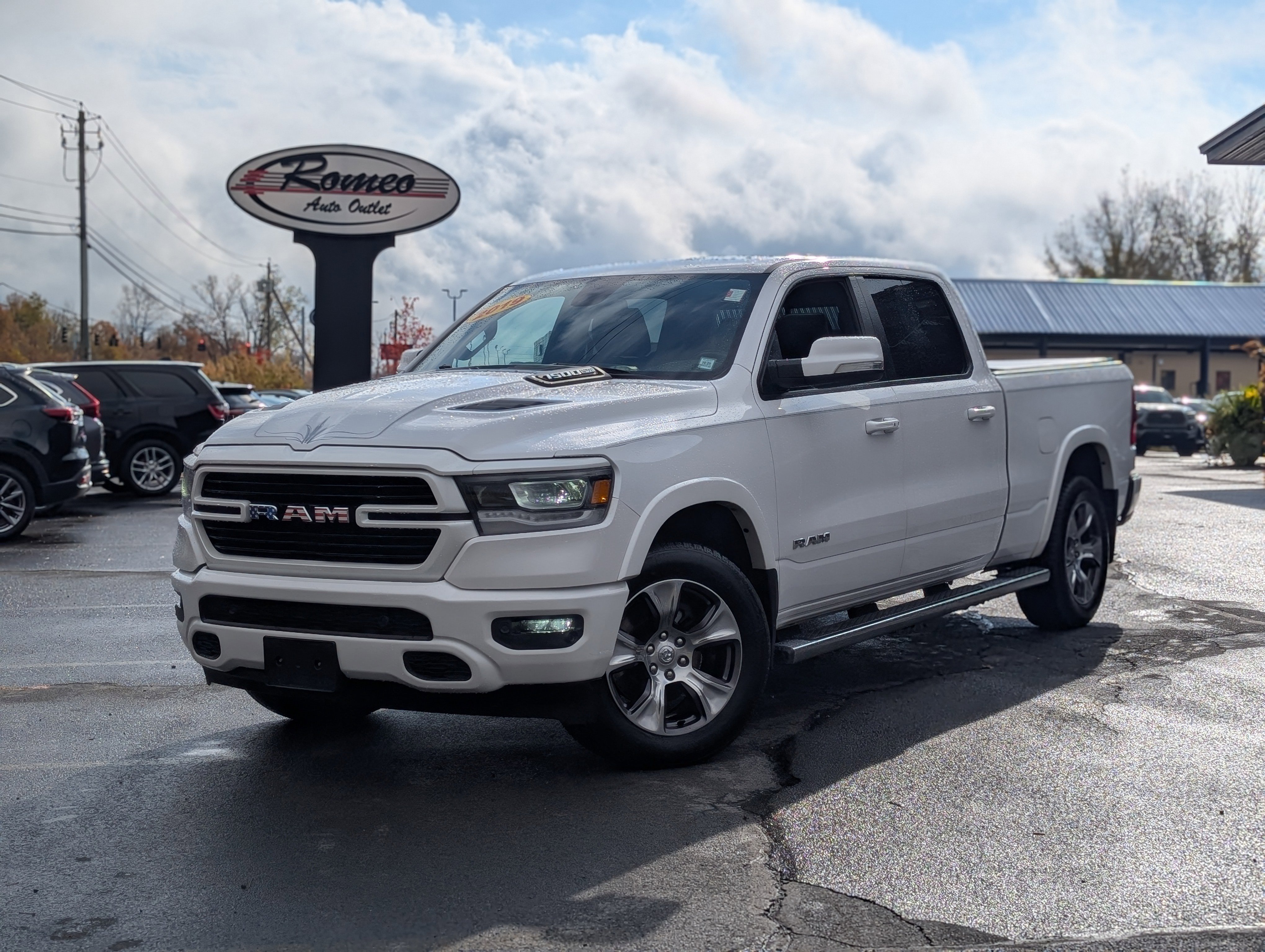 Used 2019 RAM 1500 Laramie w/ Sport Appearance Package