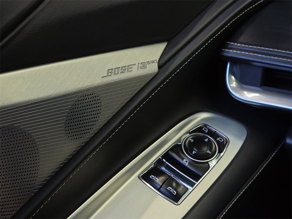 Used 2021 Chevrolet Corvette Stingray Premium Cpe w/ Z51 Performance Package image 29