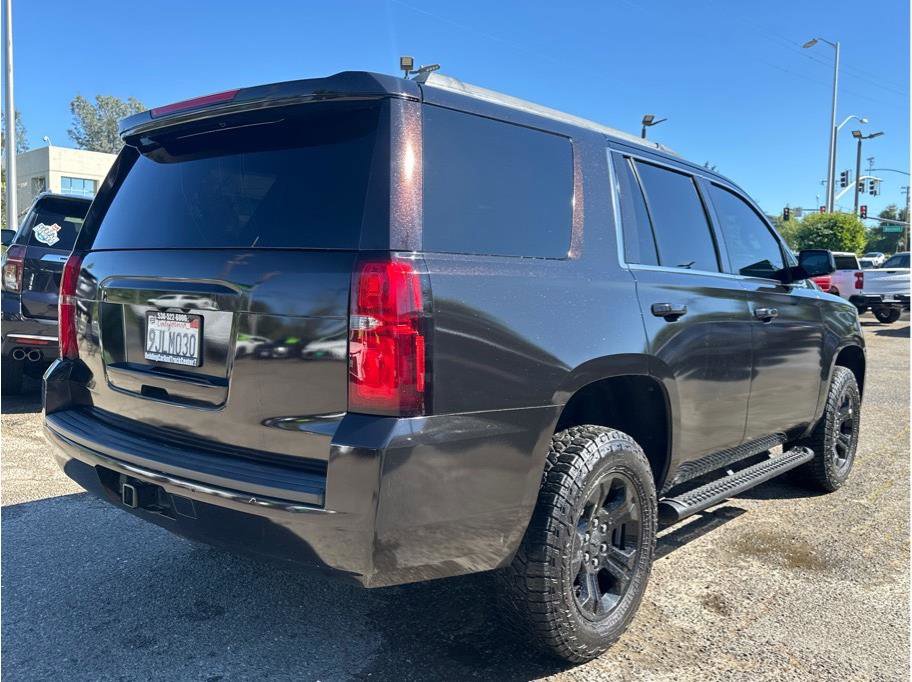 Used 2017 Chevrolet Tahoe LT w/ Z71 Midnight Edition image 8