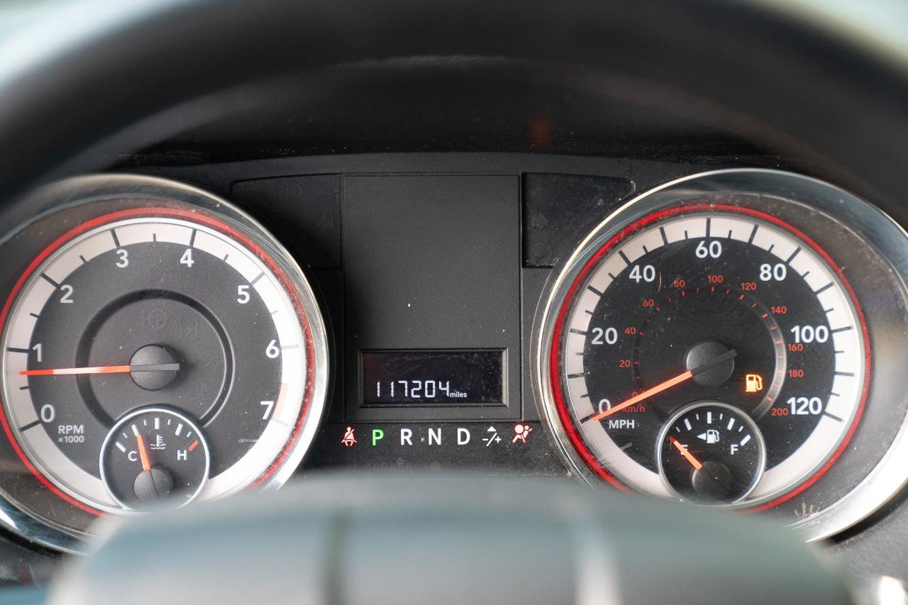 Used 2019 Dodge Grand Caravan SXT FWD image 37