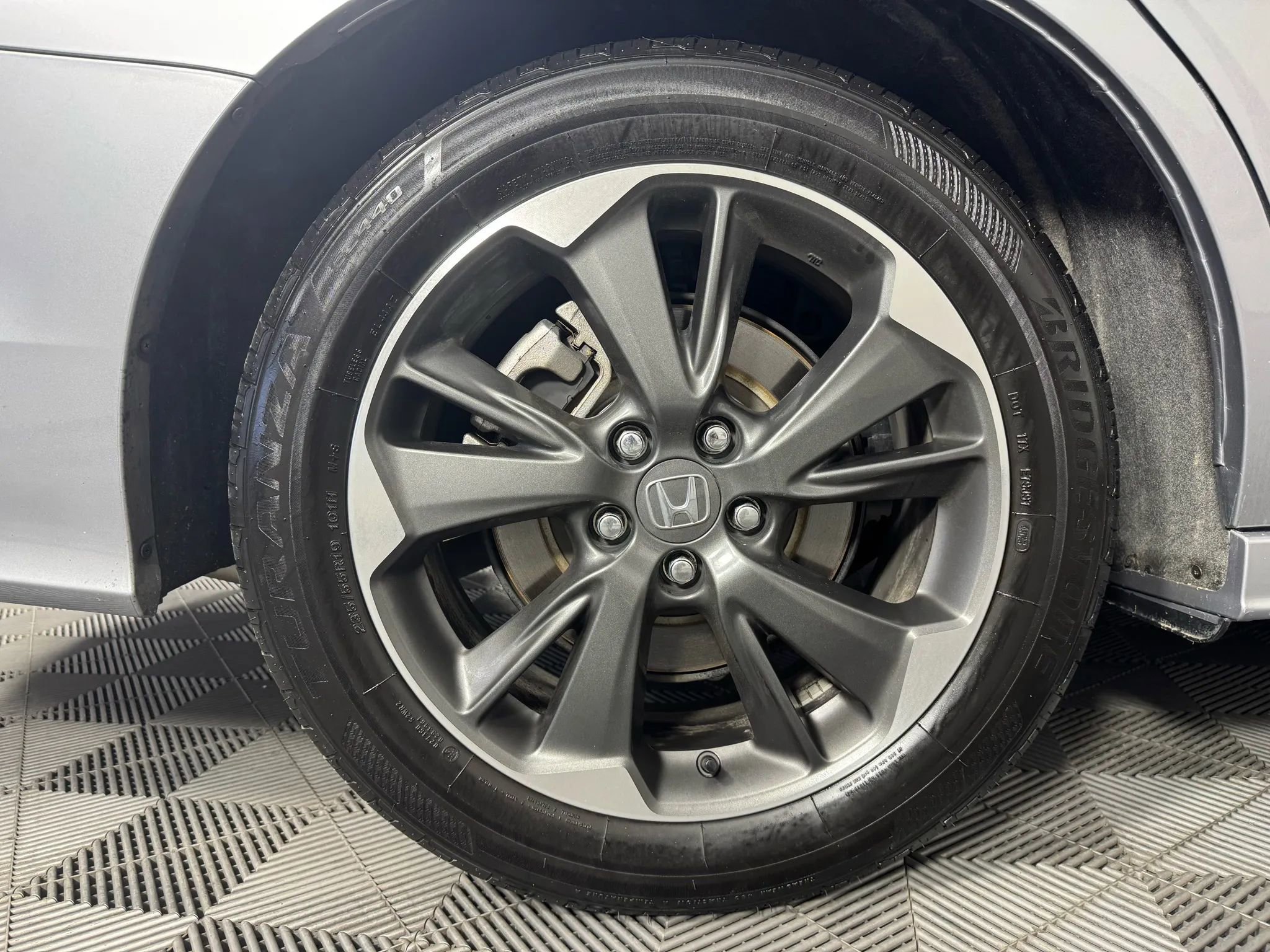 Used 2024 Honda Odyssey Elite image 51