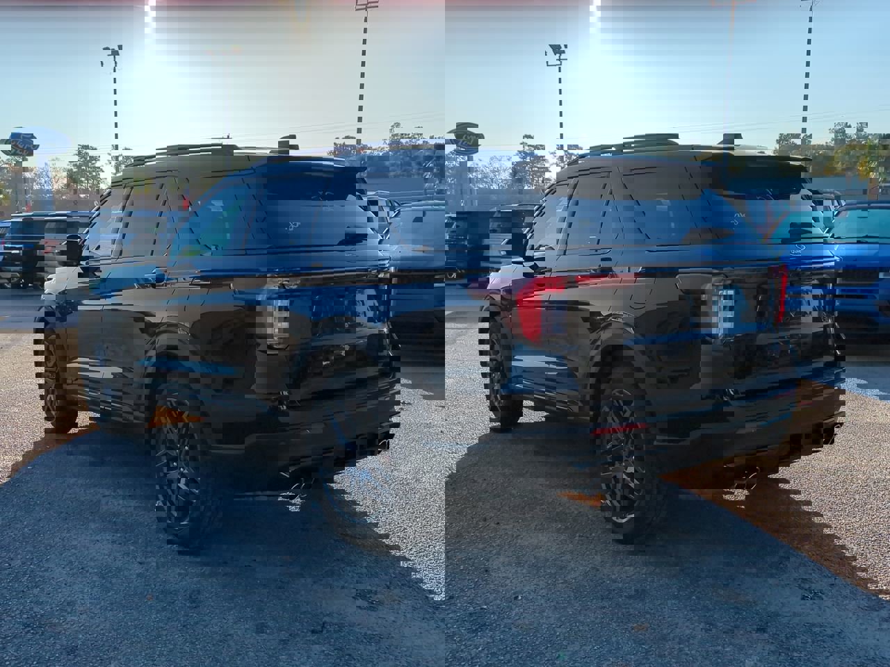 Used 2025 Ford Explorer ST image 6