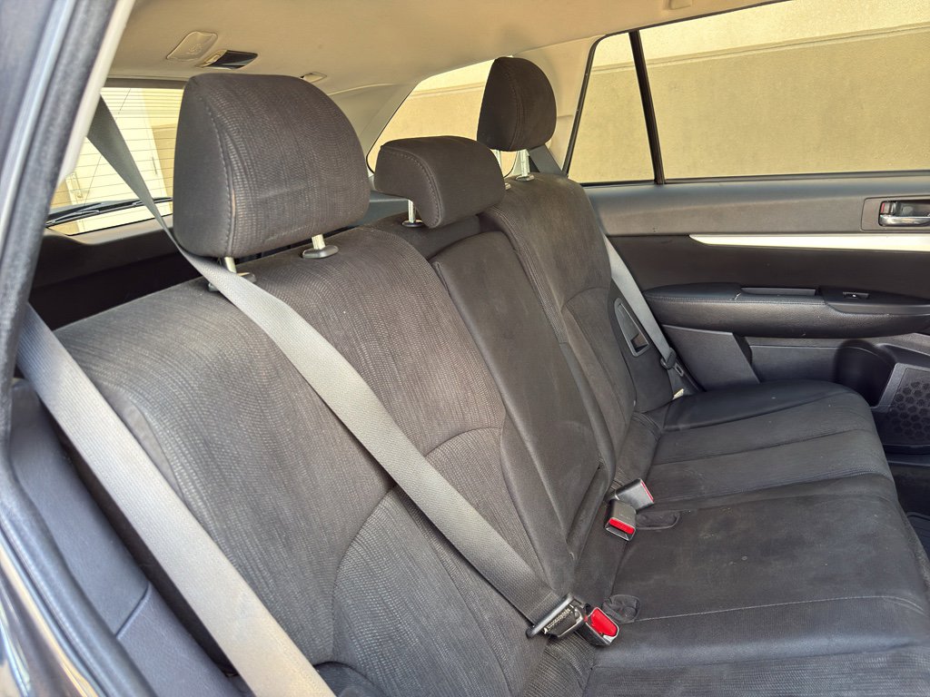 Used 2013 Subaru Outback 2.5i Premium AWD/4WD image 28