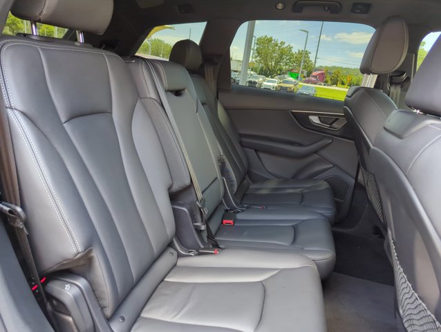 Used 2025 Audi Q7 2.0T Premium AWD/4WD image 26