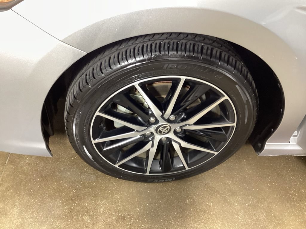 Used 2024 Toyota Camry SE FWD image 35