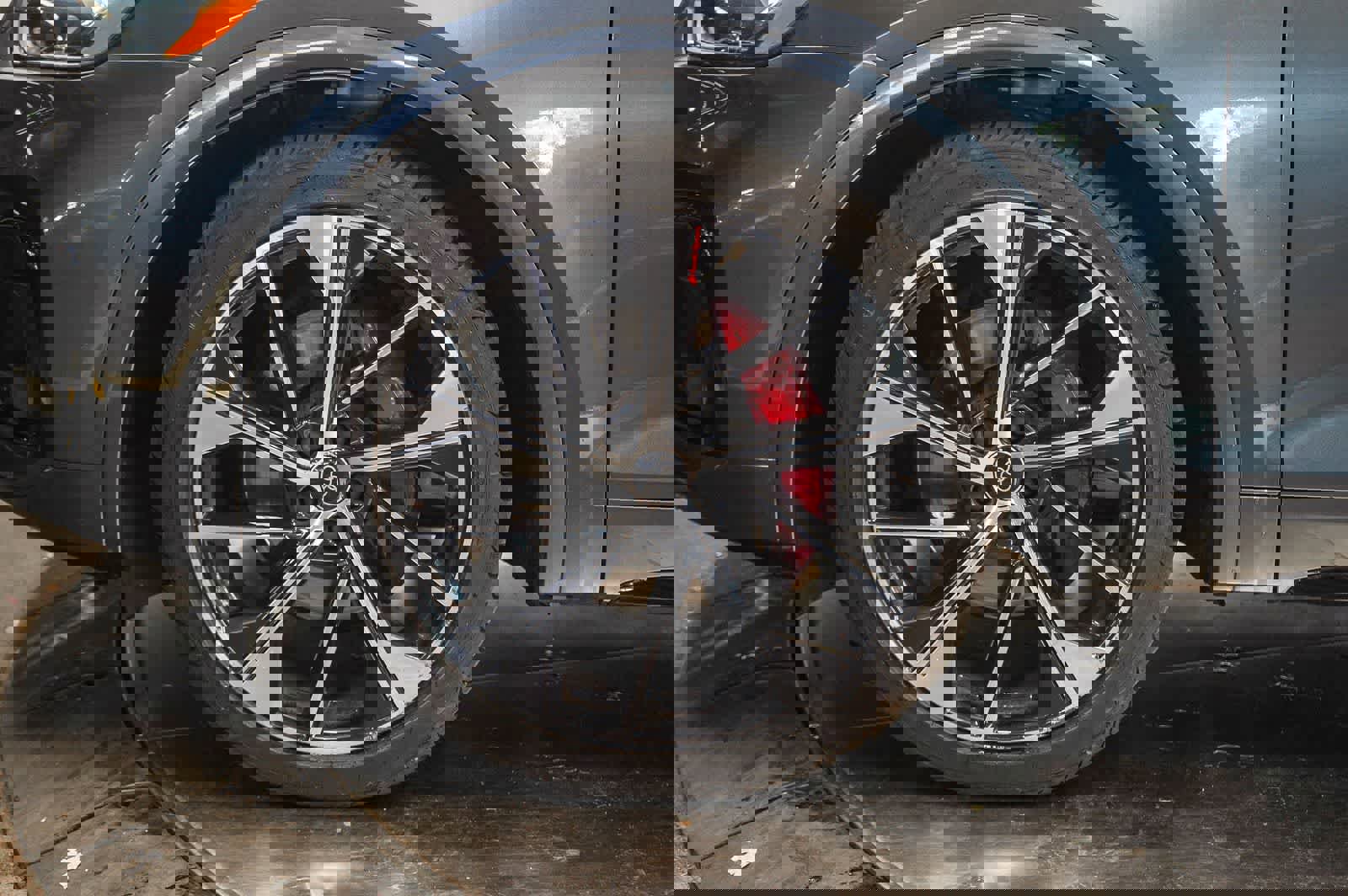 Used 2023 Audi SQ5 Premium Plus w/ Premium Plus Package image 9