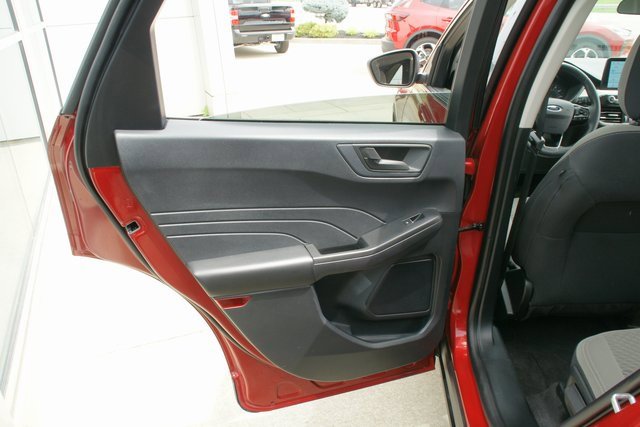 Used 2022 Ford Escape SE w/ Convenience Package image 25