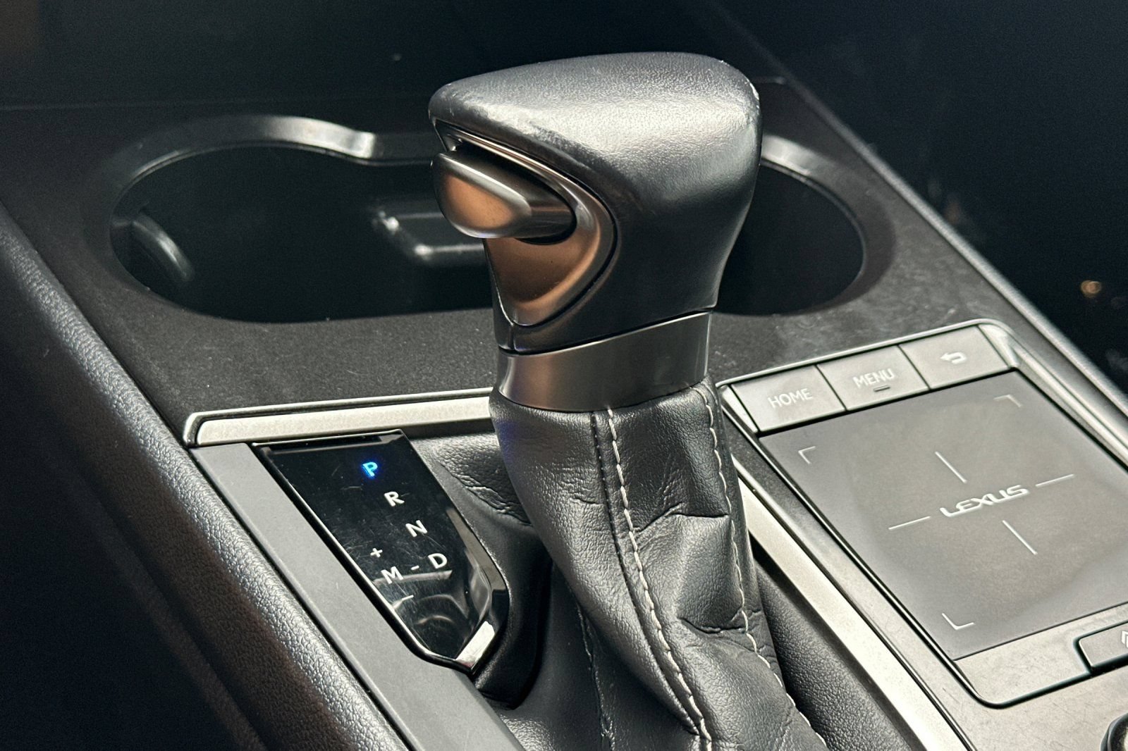 Used 2021 Lexus UX 200 w/ Accessory Package (Z2) FWD image 22