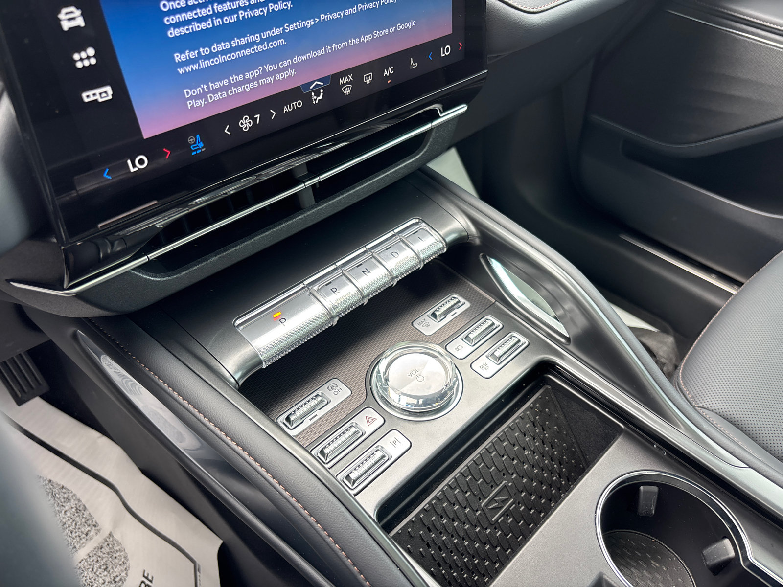 New 2026 Lincoln Nautilus Premier w/ Equipment Group 102A AWD/4WD image 23