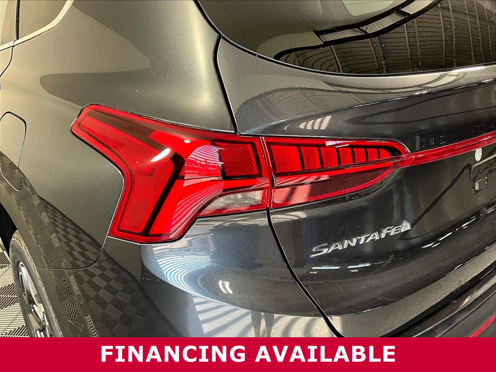 Used 2022 Hyundai Santa Fe Limited AWD/4WD image 21