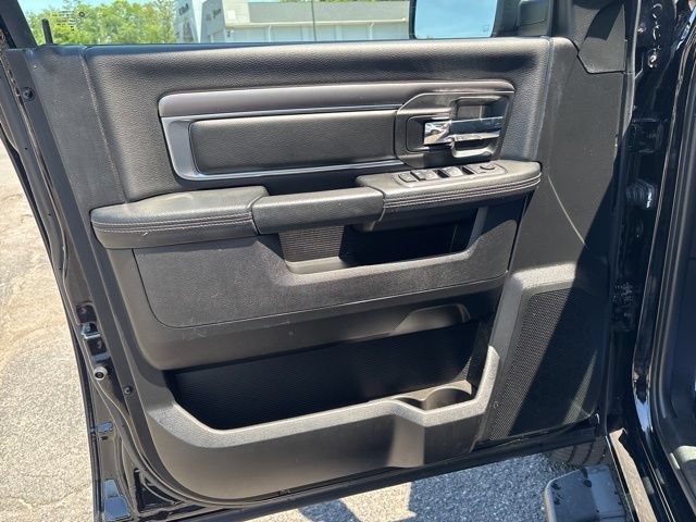 Used 2024 RAM 1500 Classic Warlock w/ Electronics Group AWD/4WD image 7