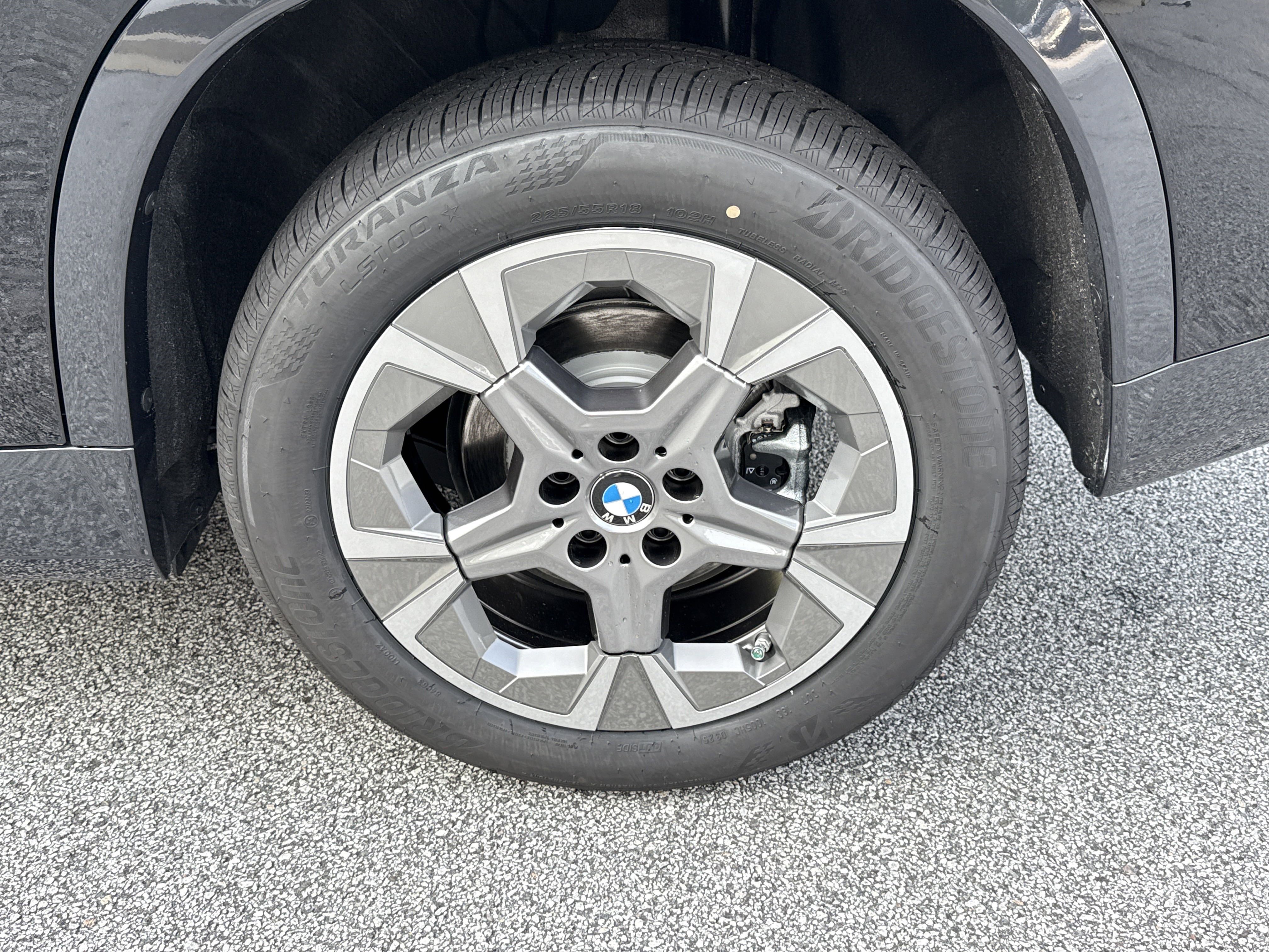 New 2025 BMW X1 xDrive28i w/ Convenience Package image 30