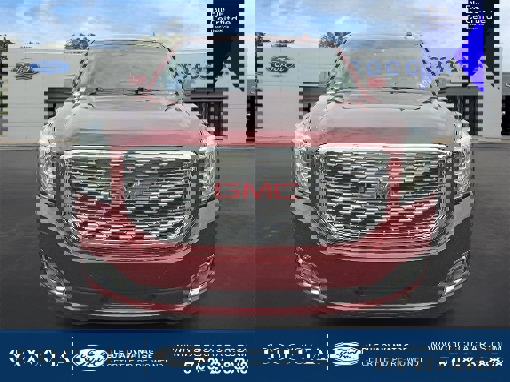 Used 2018 GMC Yukon Denali image 2