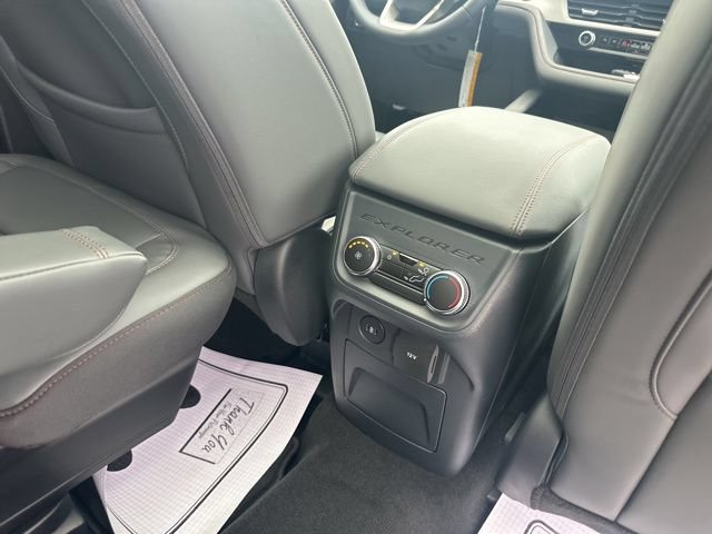 New 2026 Ford Explorer Active AWD/4WD image 11